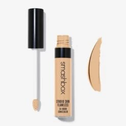 Smashbox Studio Skin Flawless 24 Hour Concealer 41 Smashbox Studio Skin Flawless 24 Hour Concealer -Image Beauty Shop Smashbox Studio Skin Flawless 24 Hour Concealer Light Neutral Olive