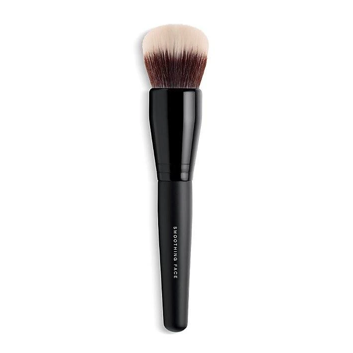 Bare Escentuals Smoothing Face Brush 3 Bare Escentuals Smoothing Face Brush