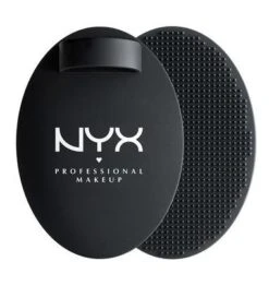 NYX Professional On The Spot Brush Cleansing Pad